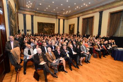 CONFERENCIA EL CONTEXTO ECONOMICO ARGENTINO EN LA BOLSA DE COMERCIO DE BUENOS AIRES-2016